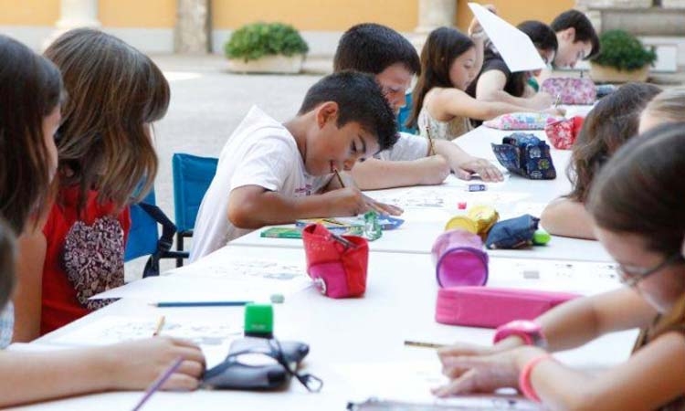 Estudiantes de Lima participarán en VI Concurso de Dibujo y Pintura 2015 “Cuidemos la vida” – DRELM Estudiantes de Lima participarán en VI Concurso de Dibujo y Pintura 2015 “Cuidemos la vida” – DRELM